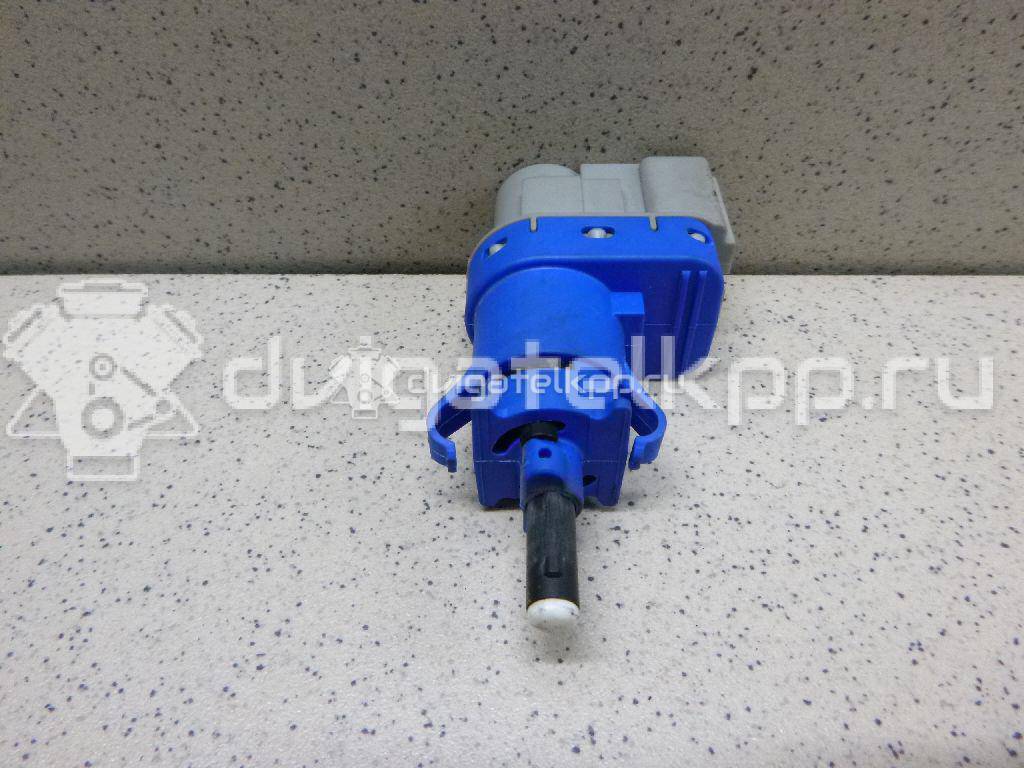 Фото Датчик включения стопсигнала  4838697 для volvo V40/V40 Cross Country {forloop.counter}}