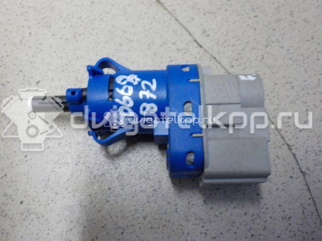 Фото Датчик включения стопсигнала  4838697 для volvo V40/V40 Cross Country {forloop.counter}}