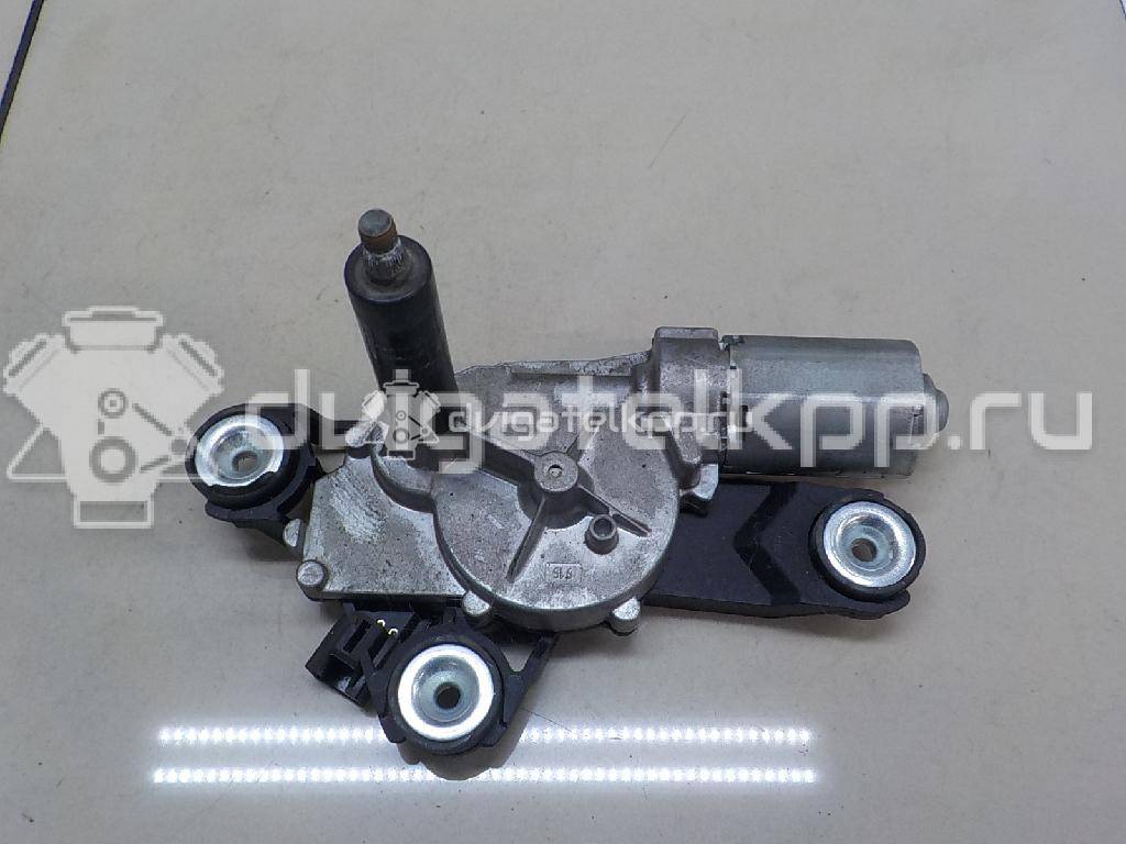 Фото Моторчик стеклоочистителя задний  1689913 для volvo V50 {forloop.counter}}