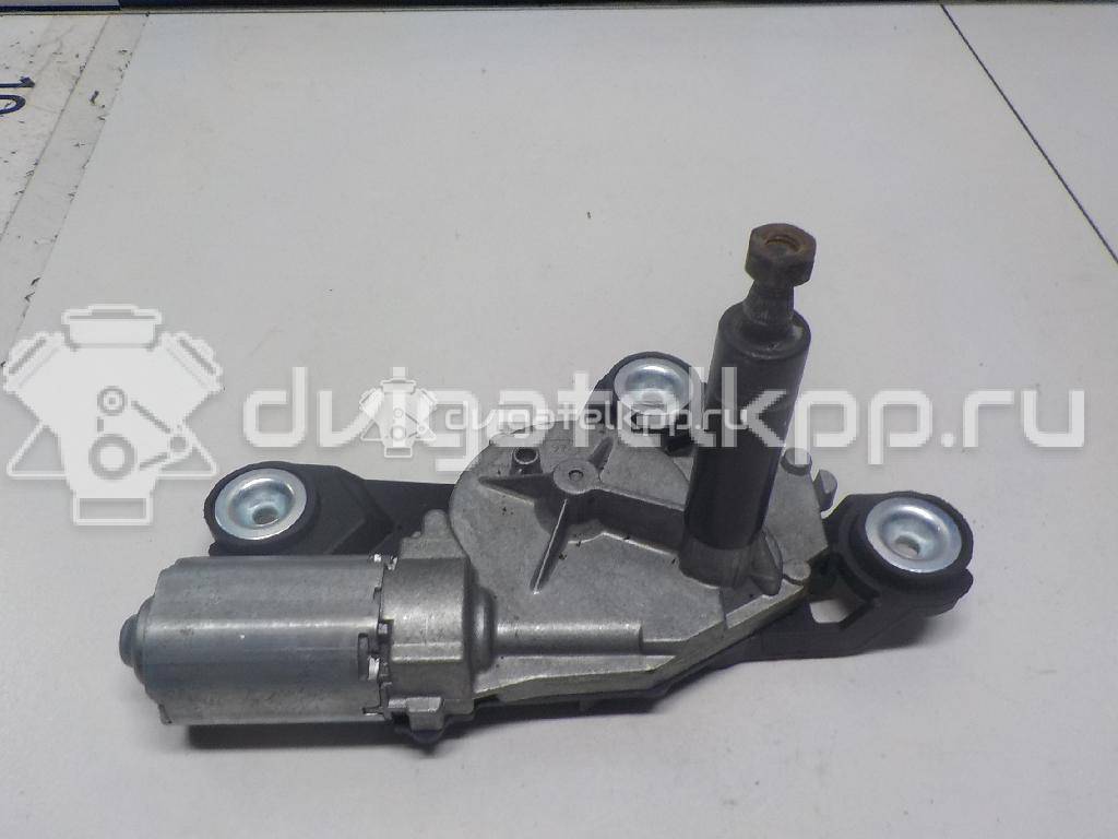 Фото Моторчик стеклоочистителя задний  1689913 для volvo V50 {forloop.counter}}