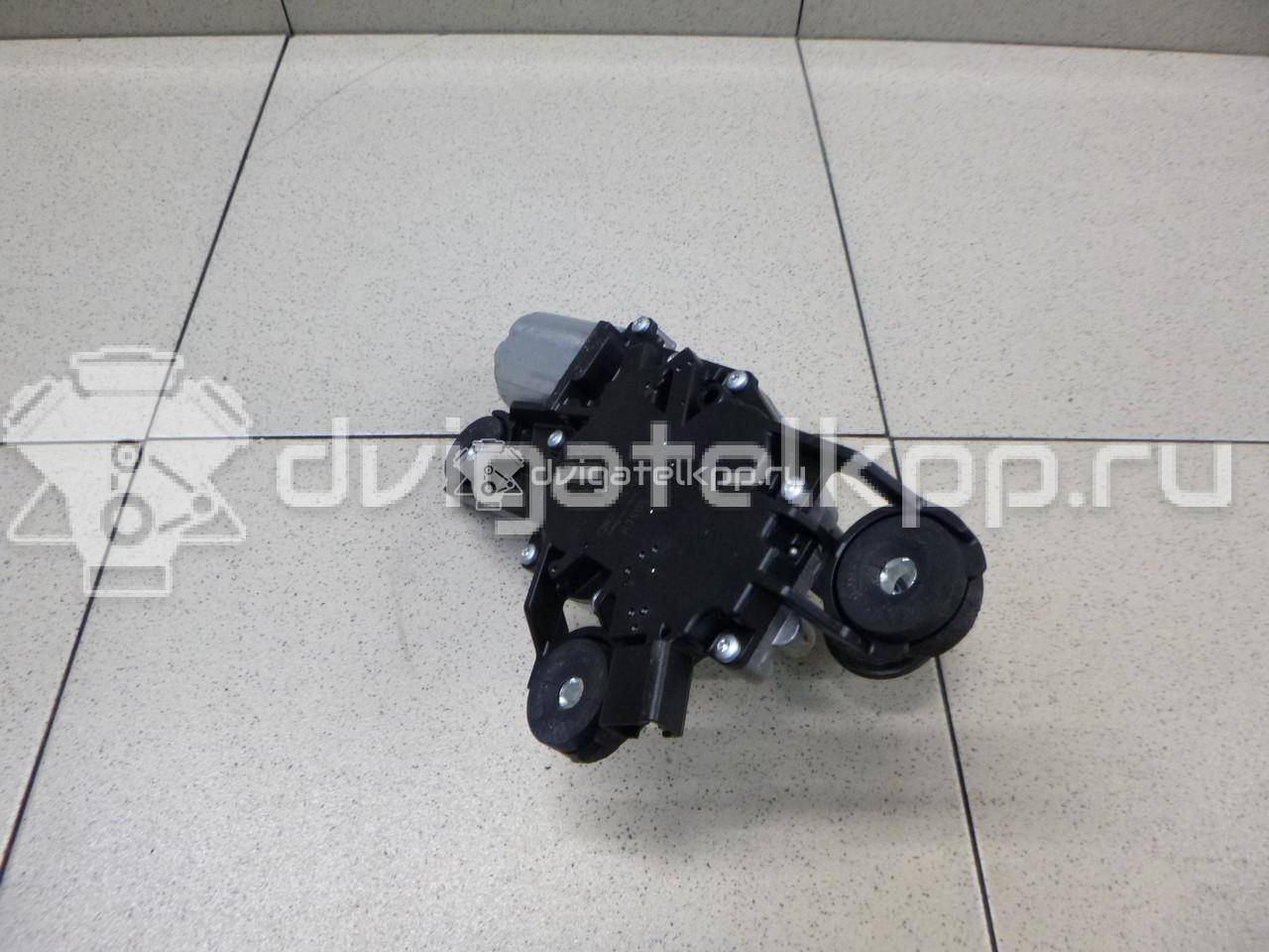 Фото Моторчик стеклоочистителя задний  1689913 для volvo V50 {forloop.counter}}
