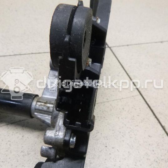 Фото Моторчик стеклоочистителя задний  1689913 для volvo V50
