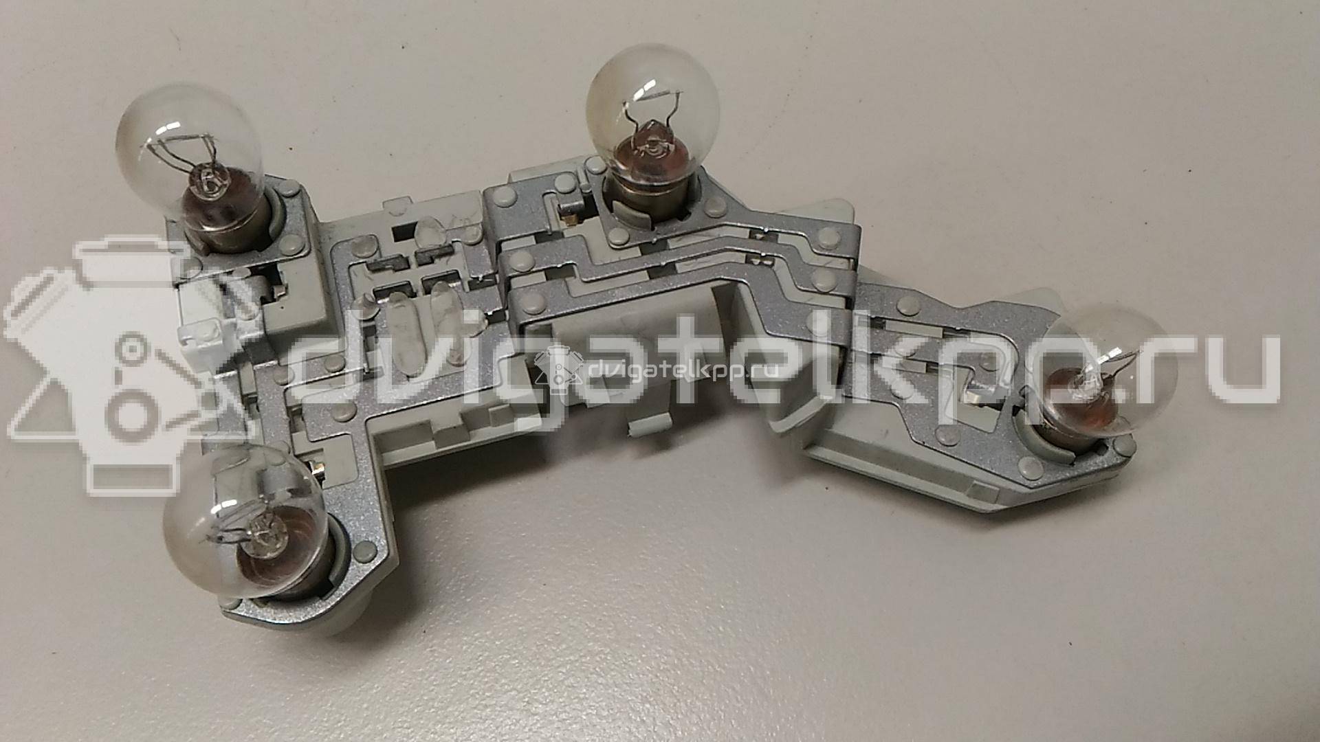 Фото Плата заднего фонаря левого  30655439 для Volvo V50 Mw {forloop.counter}}