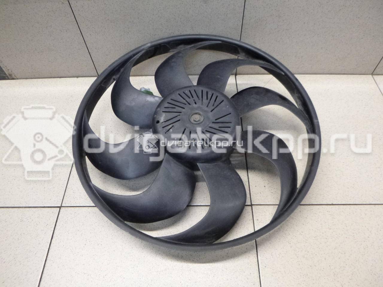 Фото Вентилятор радиатора  1593900 для volvo V70 {forloop.counter}}