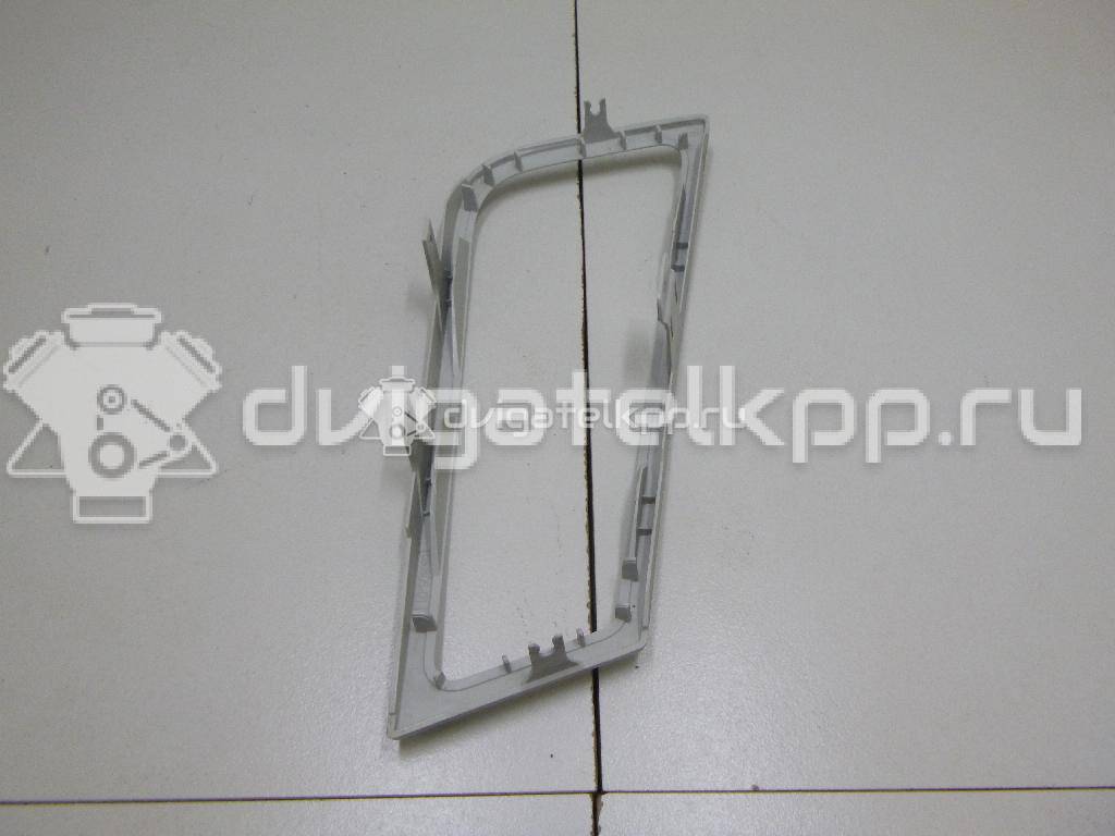Фото Рамка противотуманной фары левой  21078543 для Volvo S80 / S60 {forloop.counter}}
