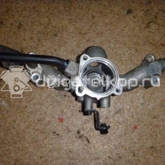 Фото Корпус термостата для двигателя G6EA для Inokom / Hyundai / Kia 188 л.с 24V 2.7 л бензин 256203E200