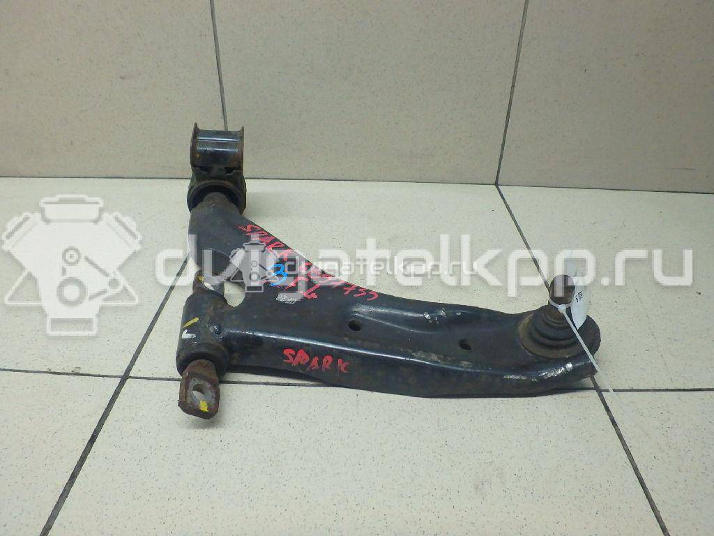 Фото Рычаг передний левый  95952782 для Chevrolet Spark {forloop.counter}}