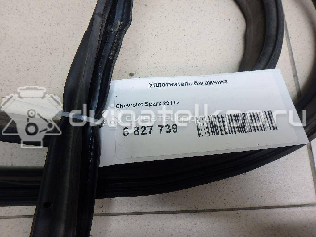 Фото Уплотнитель багажника  95958566 для chevrolet Spark {forloop.counter}}
