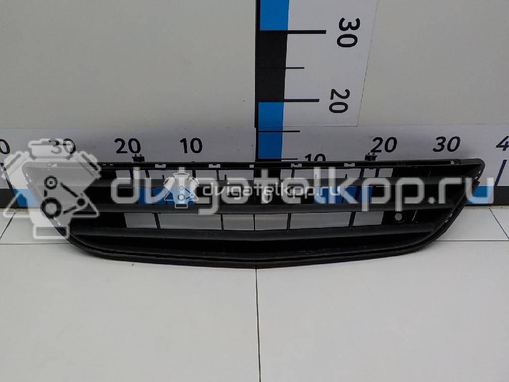 Фото Решетка в бампер центральная  6400639 для chevrolet Spark {forloop.counter}}