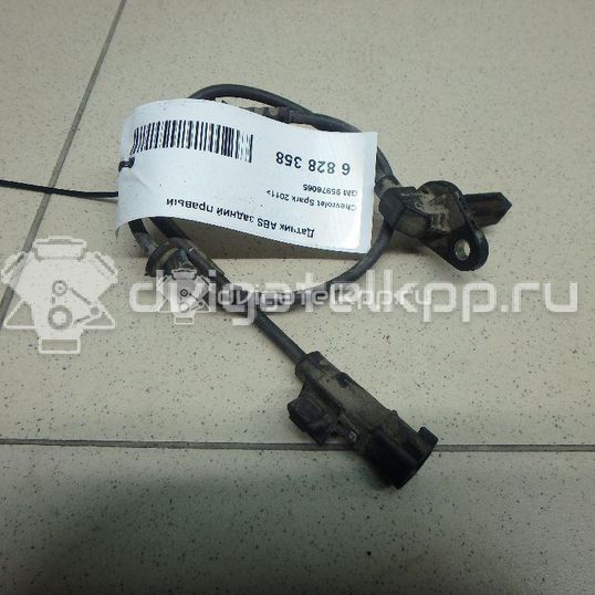 Фото Датчик ABS задний правый  95976065 для Chevrolet Spark