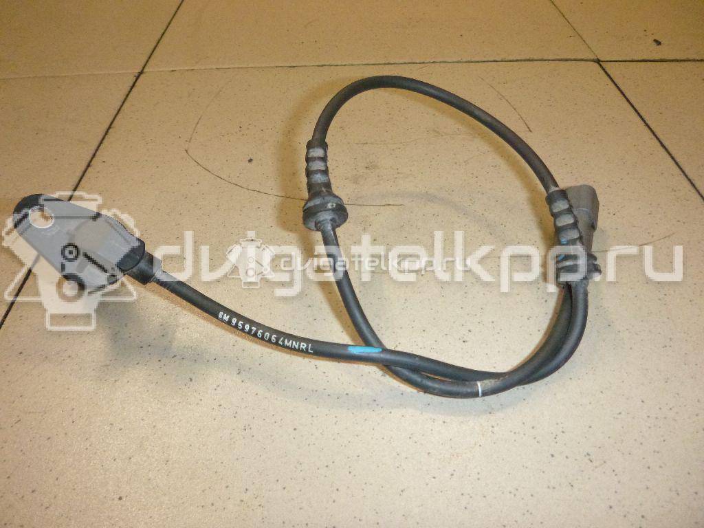 Фото Датчик ABS задний левый  95976064 для Chevrolet Spark {forloop.counter}}