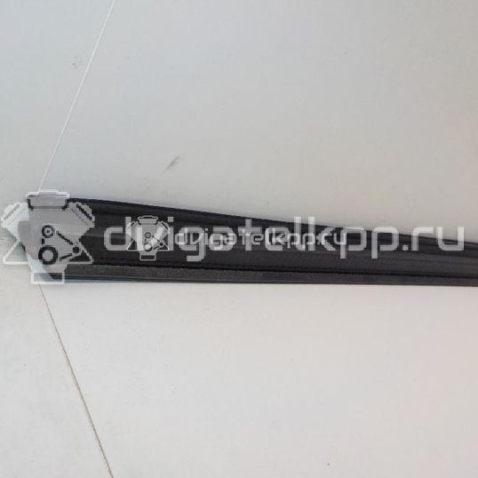 Фото Уплотнитель стекла двери  10393321 для chevrolet Tahoe II
