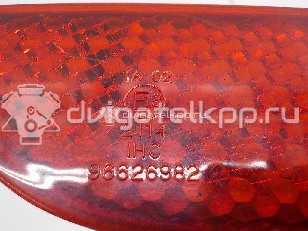 Фото Отражатель в бампер задний правый  96626982 для Chevrolet Captiva C100, C140 {forloop.counter}}