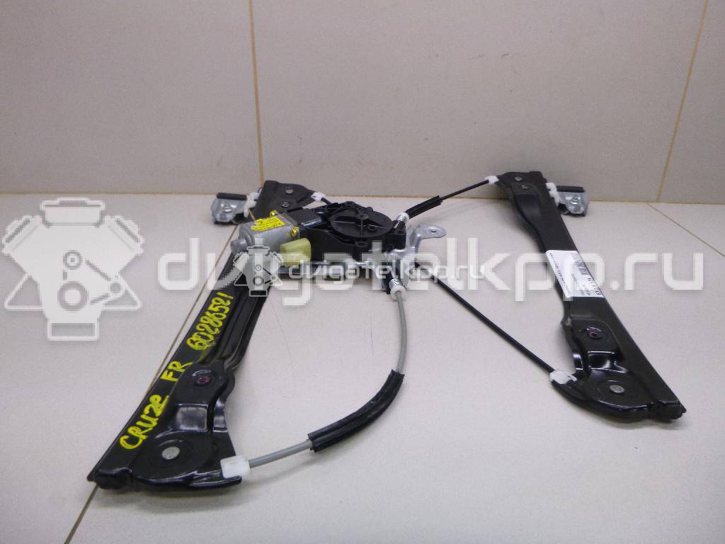 Фото Стеклоподъемник электр. передний правый  95226746 для Chevrolet Cruze {forloop.counter}}
