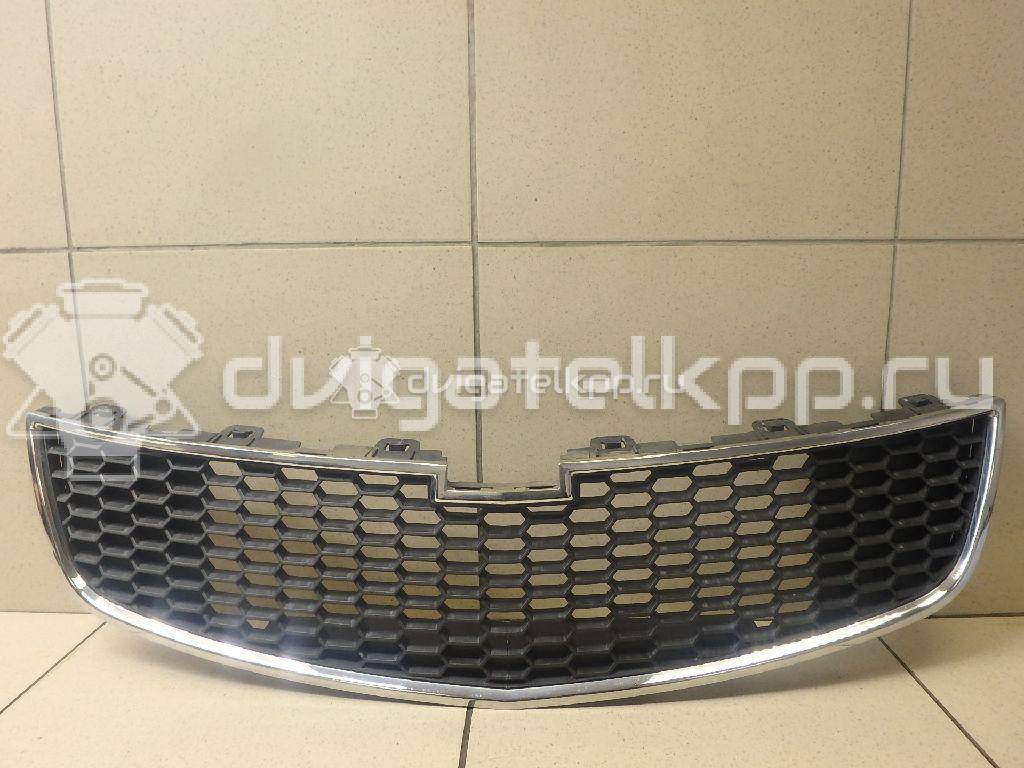 Фото Решетка радиатора  95225615 для Chevrolet Cruze {forloop.counter}}