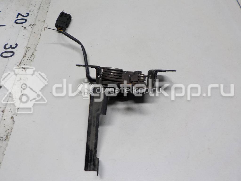 Фото Замок капота  95989870 для Chevrolet Cruze {forloop.counter}}