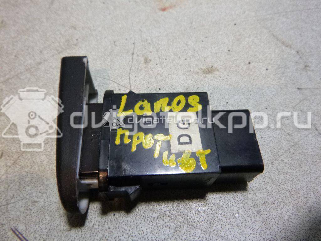 Фото Кнопка противотуманки  96242528 для chevrolet Lanos {forloop.counter}}