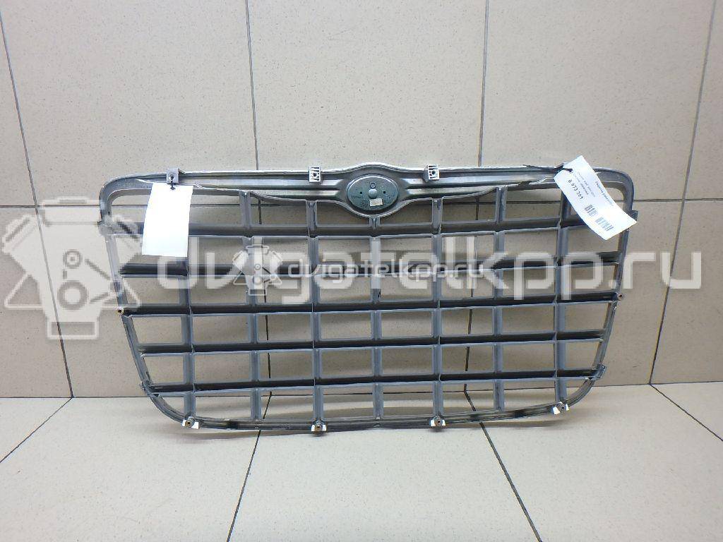 Фото Решетка радиатора  4805926AB для Chrysler 300 {forloop.counter}}