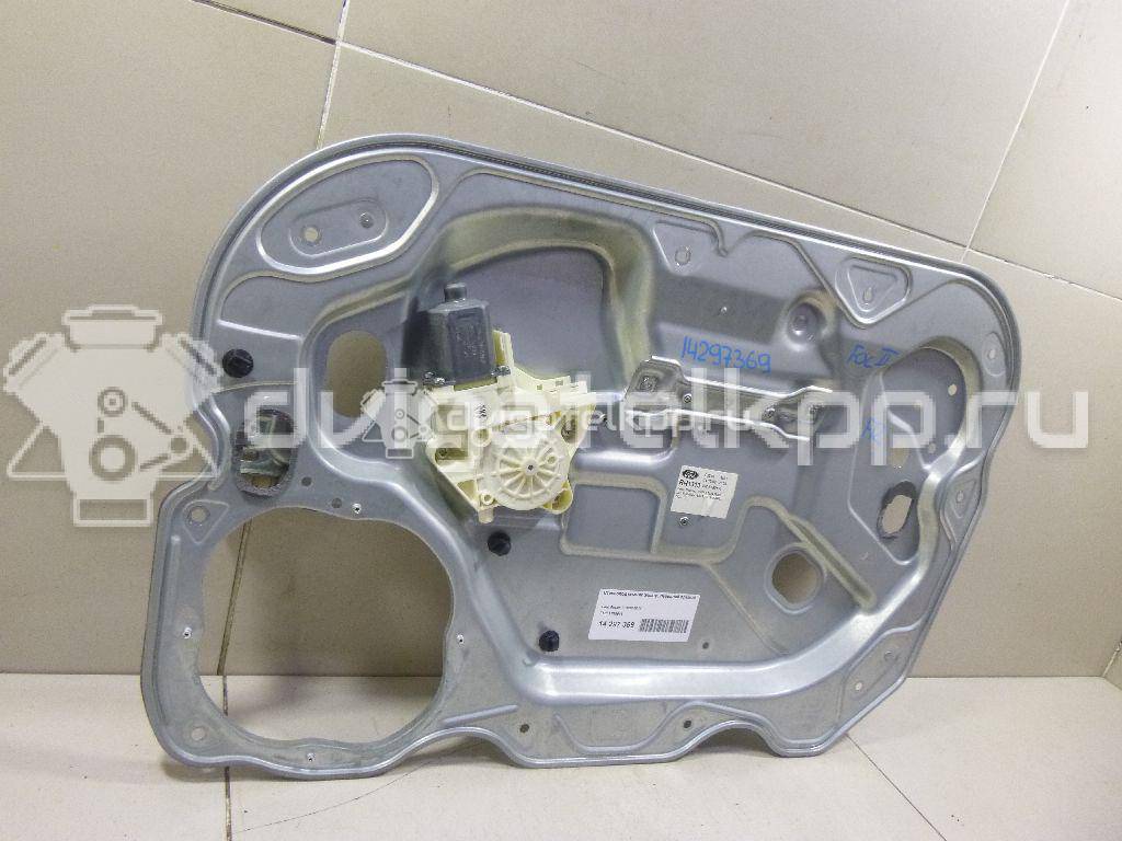 Фото Стеклоподъемник электр. передний правый  1738646 для chrysler Voyager/Caravan (RG/RS) {forloop.counter}}