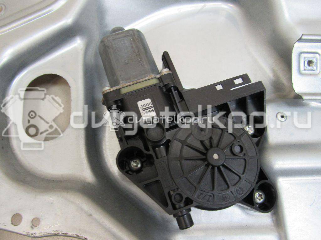 Фото Стеклоподъемник электр. передний правый  1738646 для chrysler Voyager/Caravan (RG/RS) {forloop.counter}}