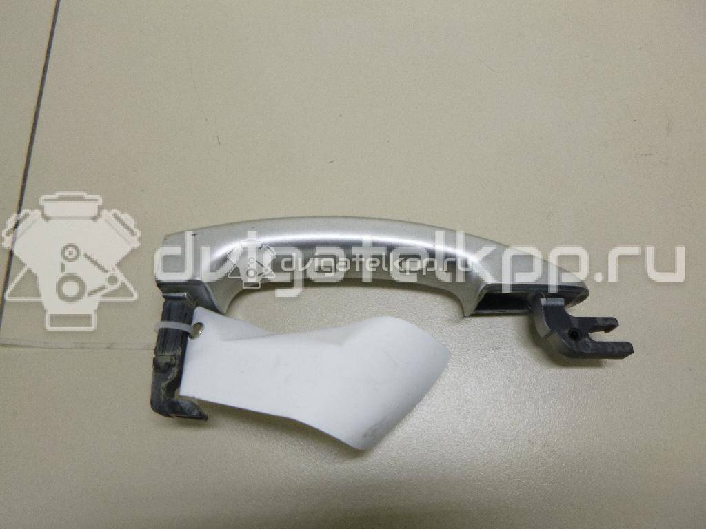 Фото Ручка двери наружная  1305822 для chrysler Voyager/Caravan (RG/RS) {forloop.counter}}