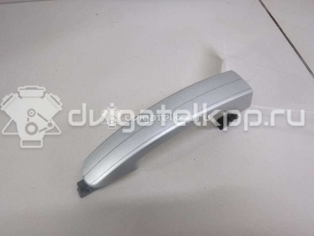 Фото Ручка двери наружная  1305822 для chrysler Voyager/Caravan (RG/RS) {forloop.counter}}