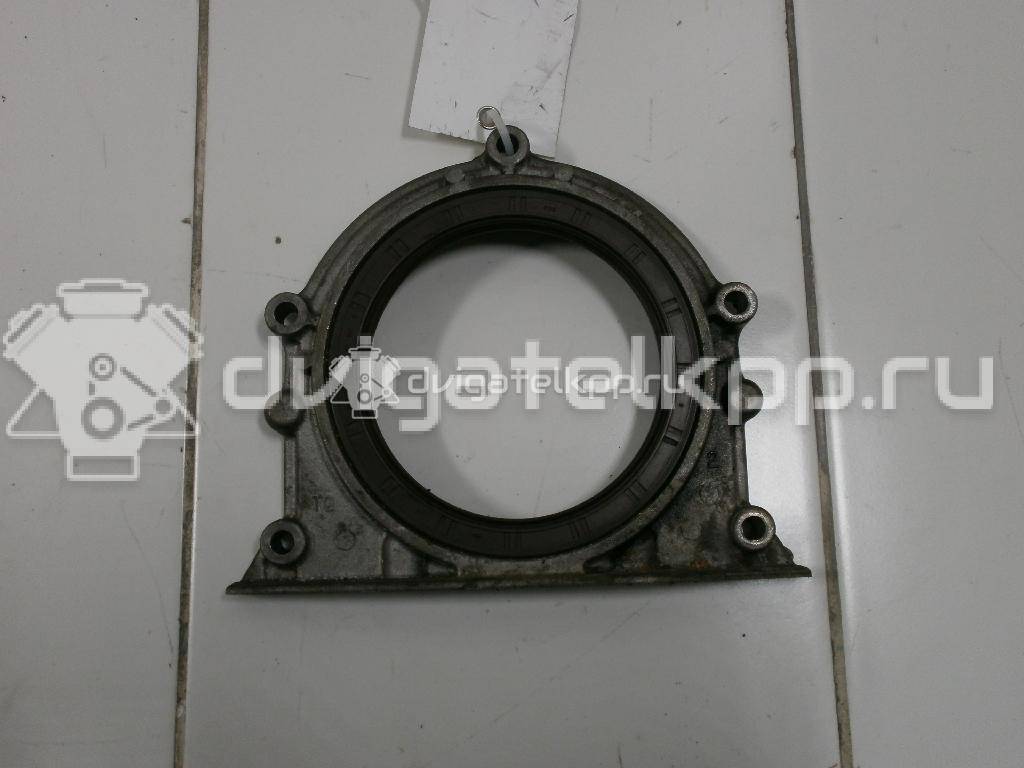 Фото Крышка коленвала задняя для двигателя D4CB для Hyundai / Kia 129-178 л.с 16V 2.5 л Дизельное топливо 214404A001 {forloop.counter}}