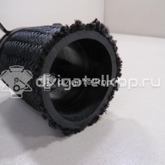 Фото Патрубок интеркулера для двигателя D4CB для Hyundai / Kia 110-175 л.с 16V 2.5 л Дизельное топливо 281724A100