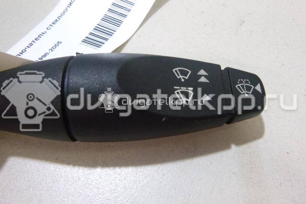 Фото Переключатель стеклоочистителей  1093426 для ford america Focus USA {forloop.counter}}