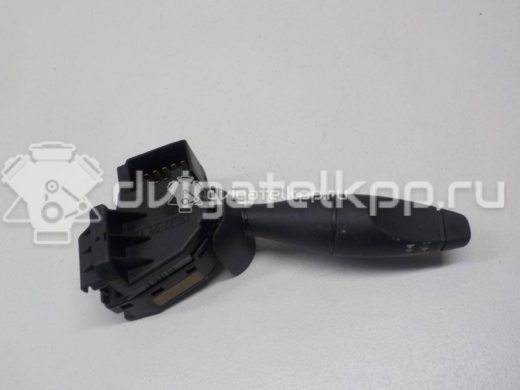Фото Переключатель стеклоочистителей  1093426 для ford america Focus USA {forloop.counter}}