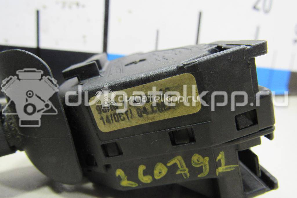 Фото Переключатель стеклоочистителей  1093426 для ford america Focus USA {forloop.counter}}