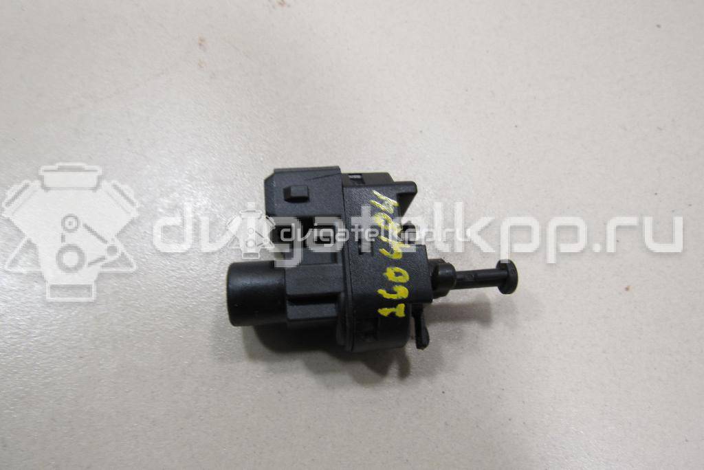 Фото Датчик включения стопсигнала  93BB13480BC для ford america Focus USA {forloop.counter}}