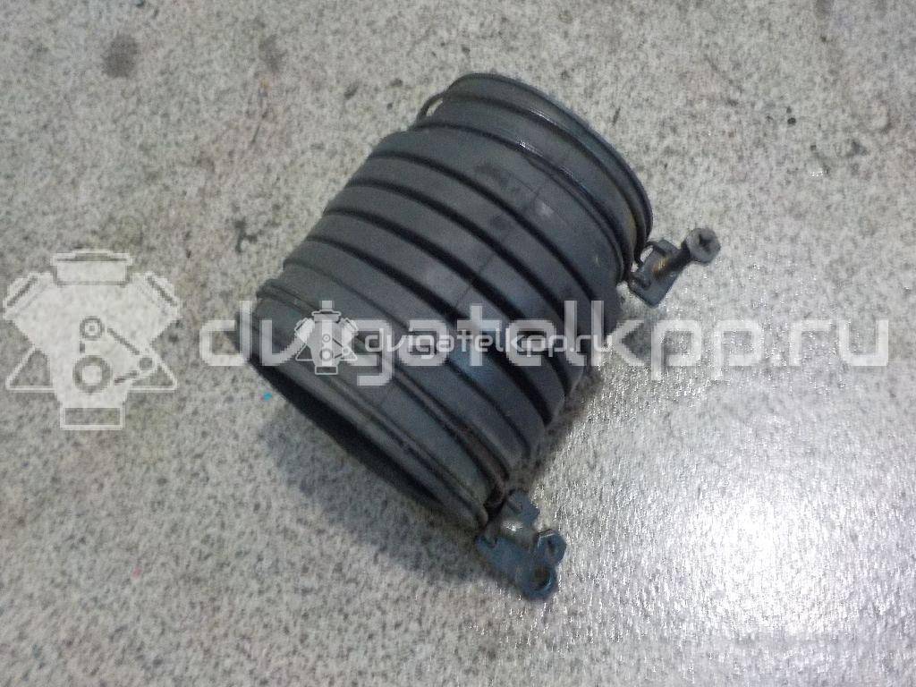 Фото Патрубок воздушного фильтра для двигателя D4EA для Kia Carens 116 л.с 16V 2.0 л Дизельное топливо 281382E200 {forloop.counter}}