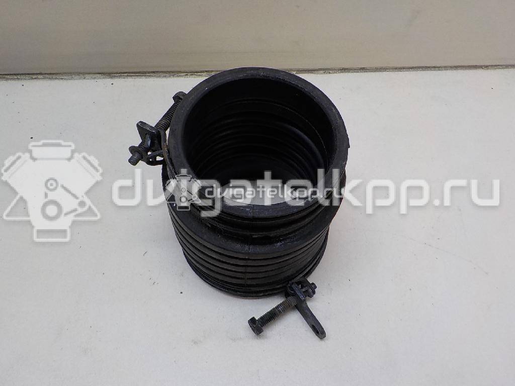 Фото Патрубок воздушного фильтра для двигателя D4EA для Kia Carens 116 л.с 16V 2.0 л Дизельное топливо 281382E200 {forloop.counter}}