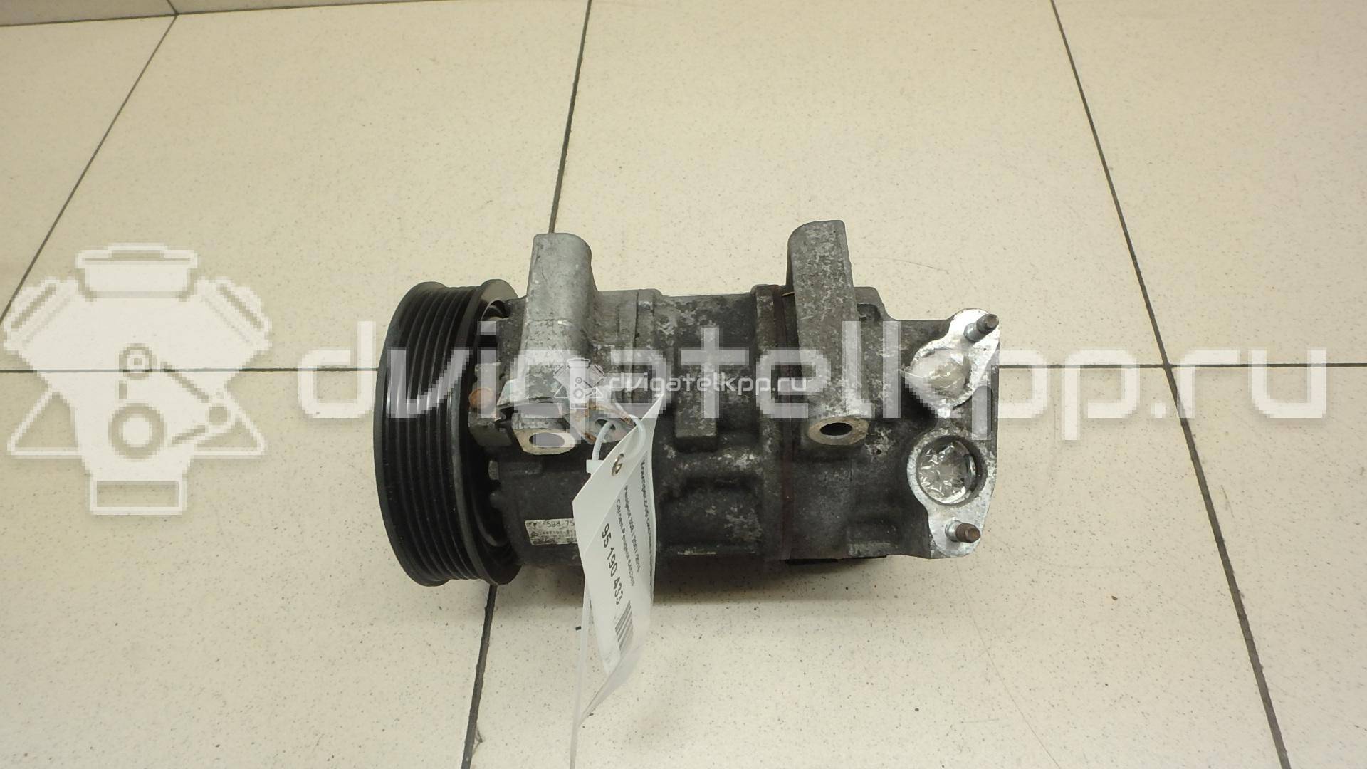 Фото Компрессор системы кондиционирования  6453WF для Citroen C4 / Ds4 / Berlingo / C3 / Ds5 {forloop.counter}}