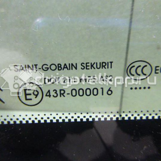 Фото Стекло кузовное глухое правое  8116lr для Citroen C4