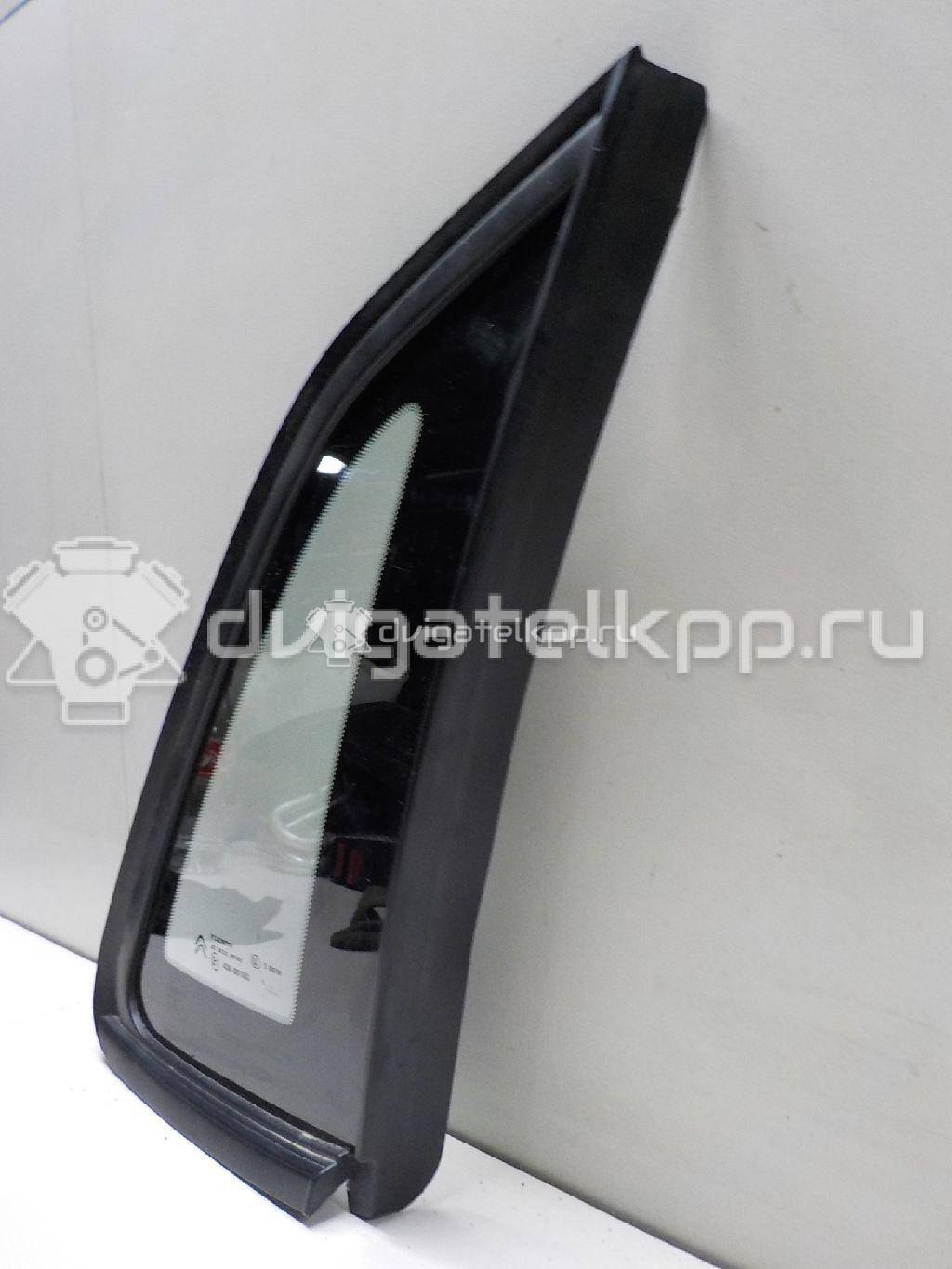 Фото Стекло кузовное глухое правое  856801 для Citroen C4 {forloop.counter}}