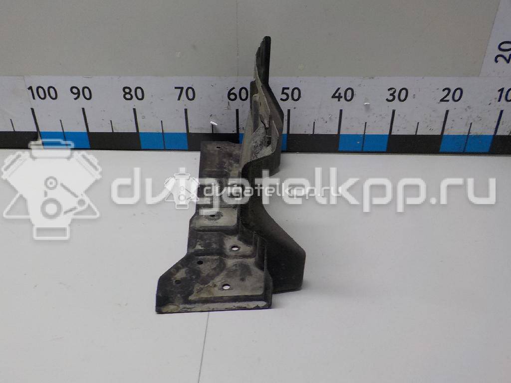 Фото Пыльник двигателя боковой правый  5370A326 для citroen C-Crosser {forloop.counter}}