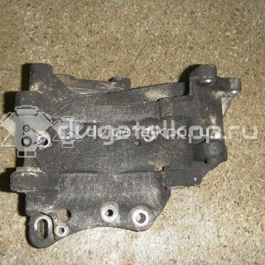 Фото Кронштейн генератора  для Citroen Xsara