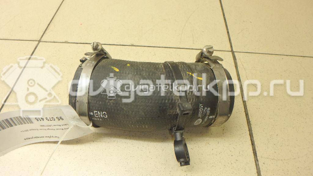 Фото Патрубок интеркулера для двигателя 204DTD для Jaguar / Land Rover 150-180 л.с 16V 2.0 л Дизельное топливо LR071998 {forloop.counter}}