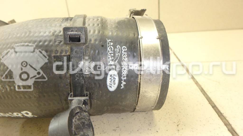 Фото Патрубок интеркулера для двигателя 204DTD для Jaguar / Land Rover 150-180 л.с 16V 2.0 л Дизельное топливо LR071998 {forloop.counter}}