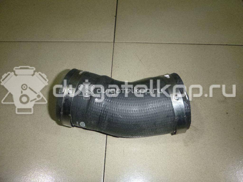 Фото Патрубок интеркулера для двигателя 204DTD для Jaguar / Land Rover 150-180 л.с 16V 2.0 л Дизельное топливо LR071998 {forloop.counter}}