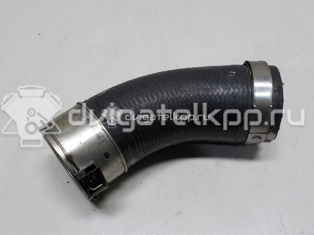Фото Патрубок интеркулера для двигателя 204DTD для Jaguar / Land Rover 150-180 л.с 16V 2.0 л Дизельное топливо LR071998 {forloop.counter}}