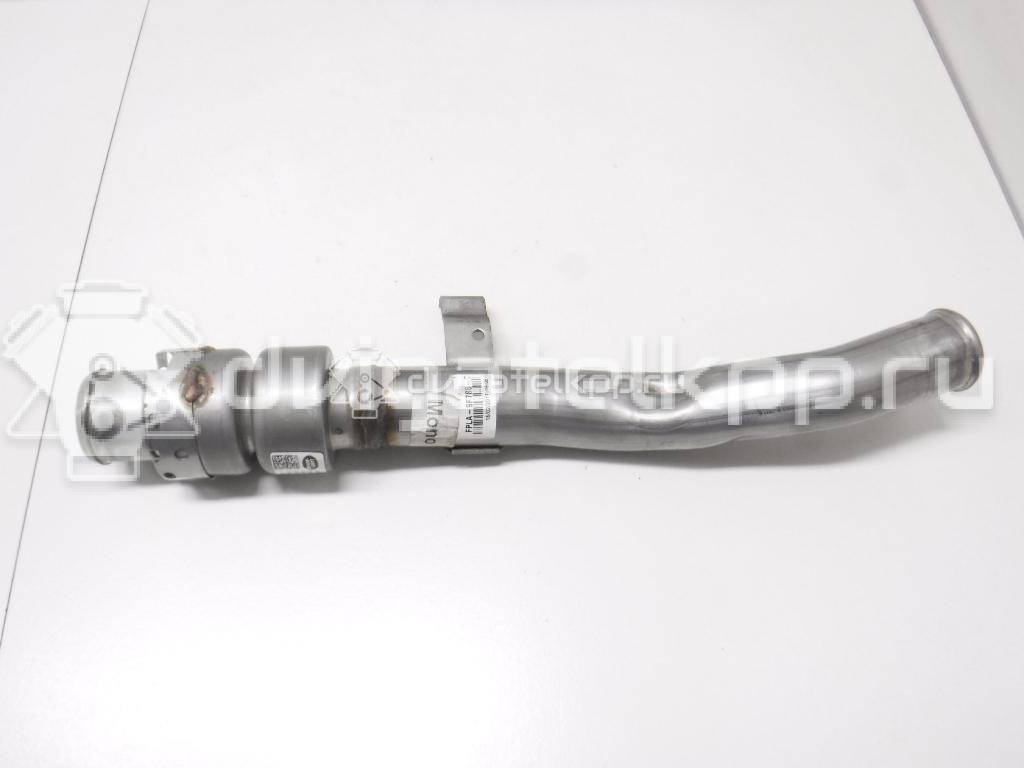 Фото Патрубок интеркулера для двигателя 306DT для Jaguar / Land Rover 241-300 л.с 24V 3.0 л Дизельное топливо FPLA9F788CD {forloop.counter}}