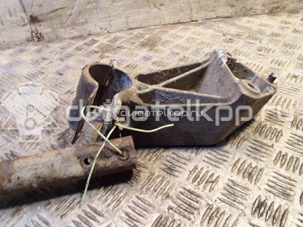 Фото Кронштейн крепления крыла  1371224 для daf 95 XF {forloop.counter}}