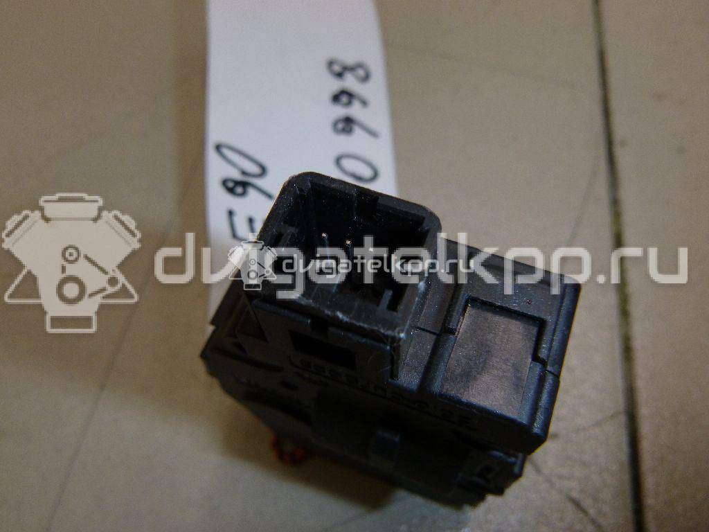 Фото Моторчик заслонки отопителя  64119231884 для mini Clubman F54 {forloop.counter}}