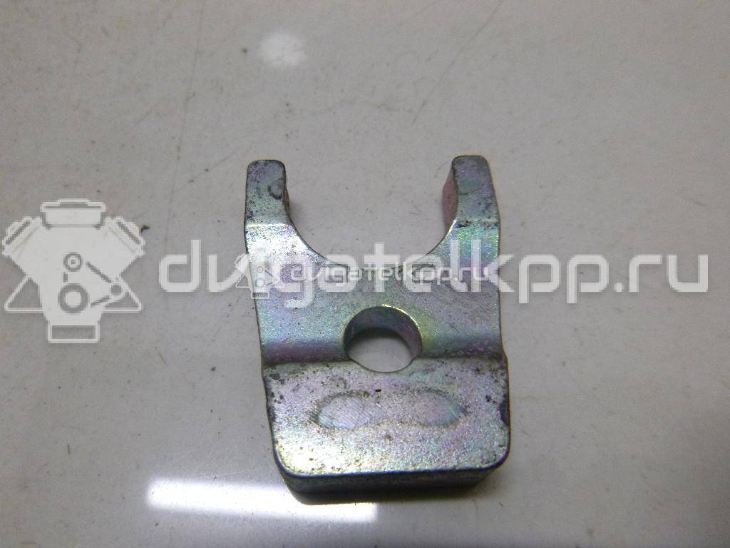 Фото Кронштейн форсунки  mr988381 для Mitsubishi Magna / Verada / Diamante / Pajero / L {forloop.counter}}