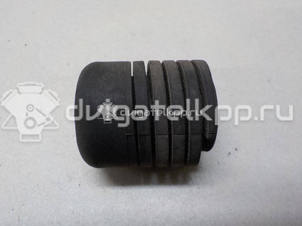 Фото Отбойник капота  MR473003 для Mitsubishi Lancer / Pajero / Colt / Mirage / Outlander {forloop.counter}}