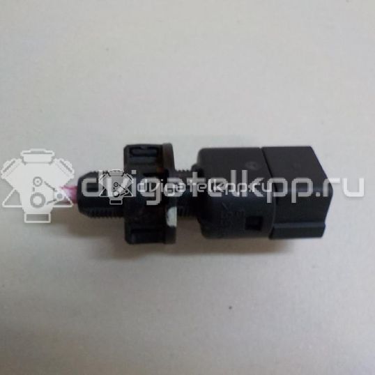 Фото Датчик включения стопсигнала  MR228924 для Mitsubishi Lancer / Pajero / Galant / I / L