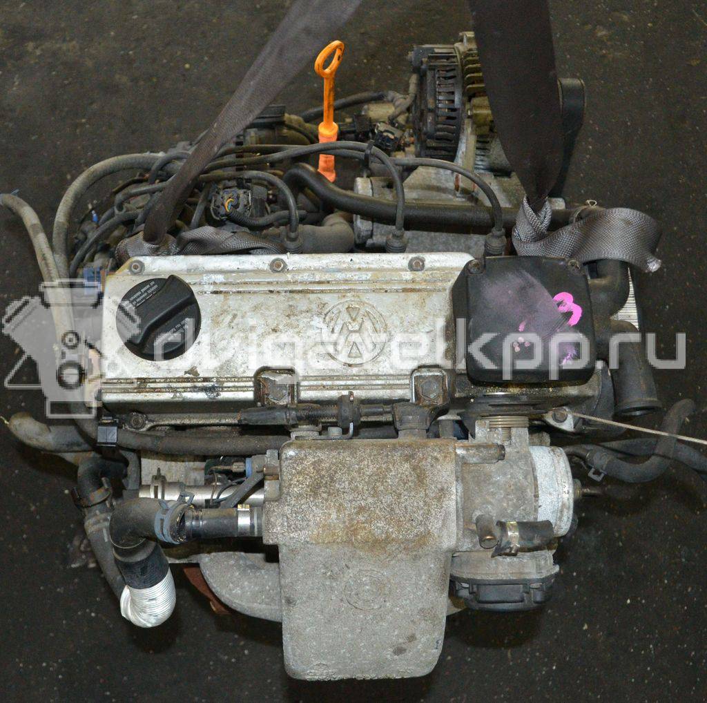 Фото Контрактный (б/у) двигатель AGG для Volkswagen Passat / Golf 115 л.с 8V 2.0 л бензин {forloop.counter}}